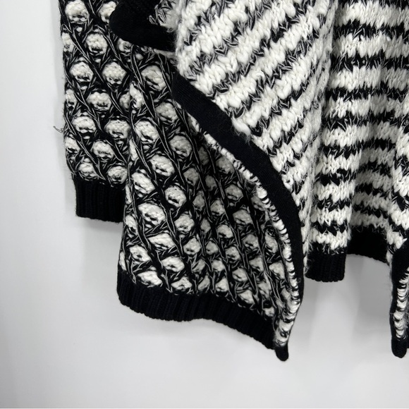 Lovestitch Flynn Marled Knit Long Sleeves Shawl Mixed Media Cardigan Sweater - Picture 4 of 11